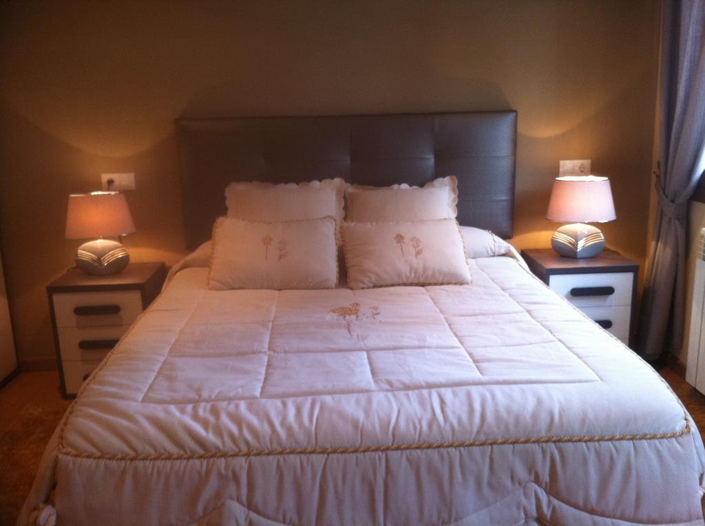 Airinos Aires Hotel Santiago de Compostela Room photo